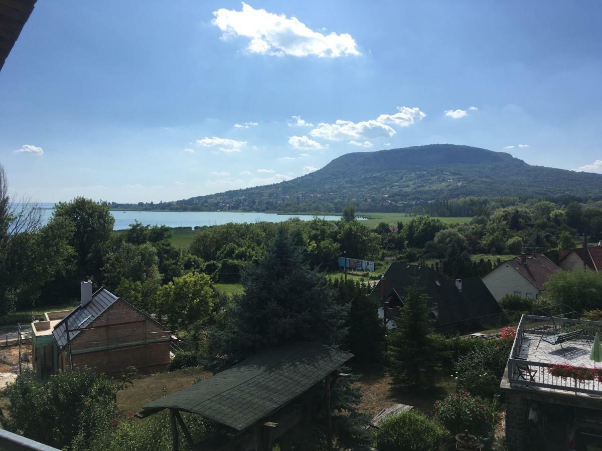 Sipos Borház és Vendégház Badacsonyörs Exterior foto